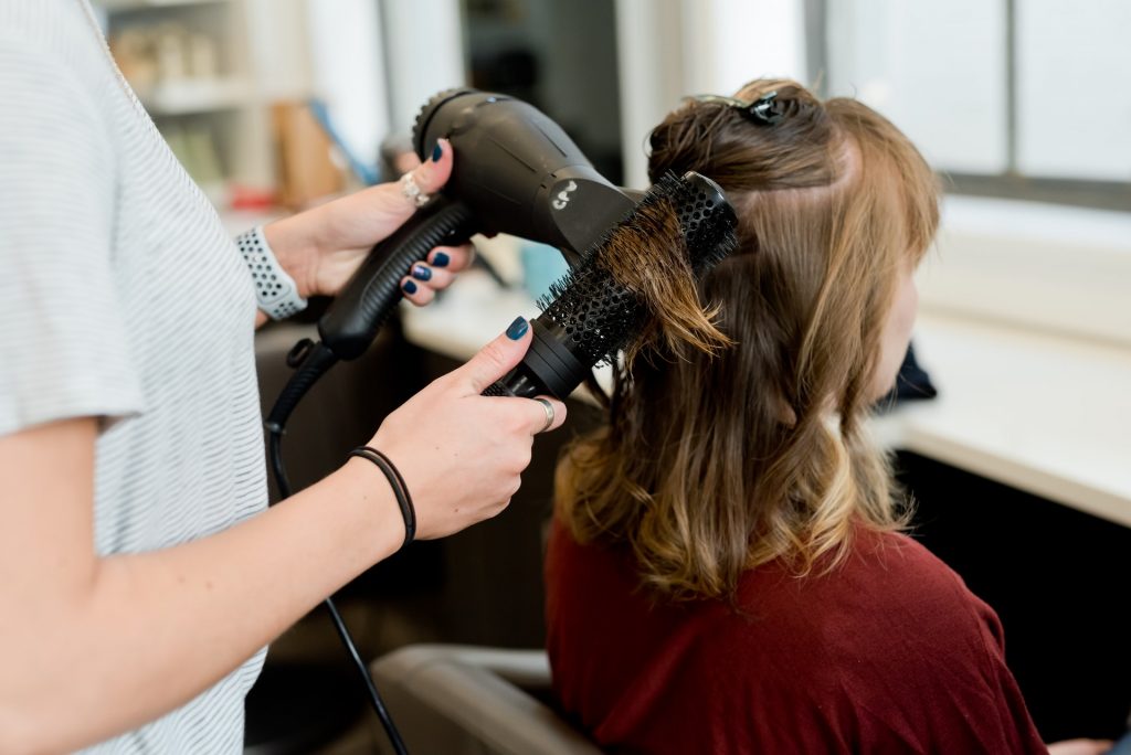 Benefits of using an Experienced Hairdresser in Clapham